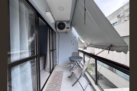Varanda de apartamento para alugar com 3 quartos, 75m² em Recreio dos Bandeirantes, Rio de Janeiro