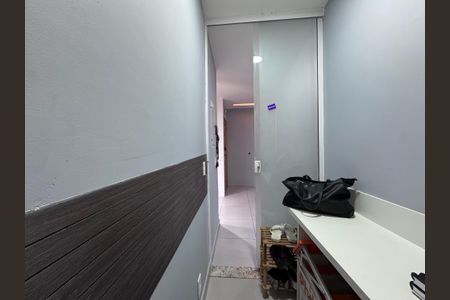 Apartamento para alugar com 75m², 2 quartos e 1 vaga Apartamento para alugar com 75m², 2 quartos e 1 vagaEscritório
