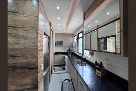 Apartamento para alugar com 75m², 2 quartos e 1 vaga Apartamento para alugar com 75m², 2 quartos e 1 vagaCozinha e Área de Serviço