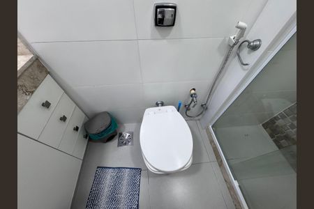 Apartamento para alugar com 75m², 2 quartos e 1 vaga Apartamento para alugar com 75m², 2 quartos e 1 vagaBanheiro Social