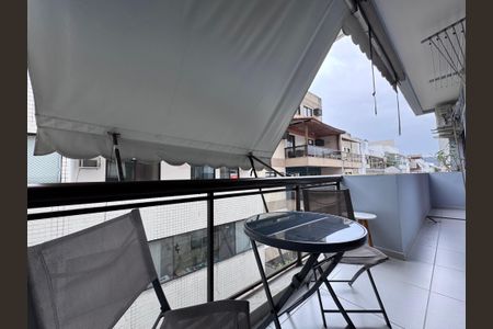 Apartamento para alugar com 75m², 2 quartos e 1 vaga Apartamento para alugar com 75m², 2 quartos e 1 vagaVaranda