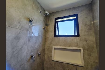 Casa de condomínio à venda com 170m², 4 quartos e 1 vaga Casa de condomínio à venda com 170m², 4 quartos e 1 vagaBanheiro da Suíte 3