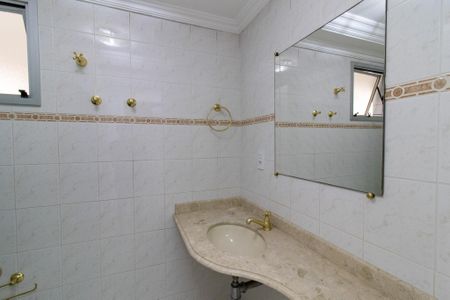 Apartamento para alugar com 96m², 3 quartos e 3 vagasBanheiro