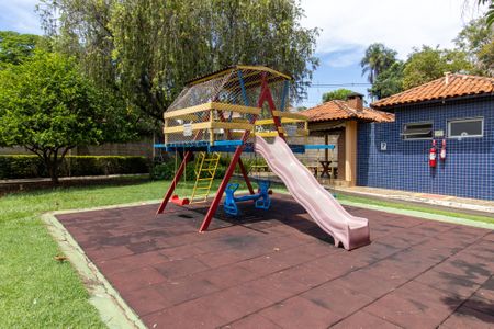 Apartamento para alugar com 96m², 3 quartos e 3 vagasÁrea comum - Playground