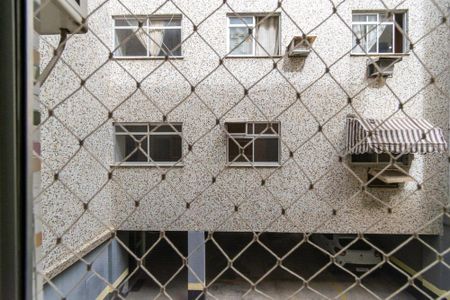 Quarto 1 de apartamento para alugar com 2 quartos, 69m² em Irajá, Rio de Janeiro