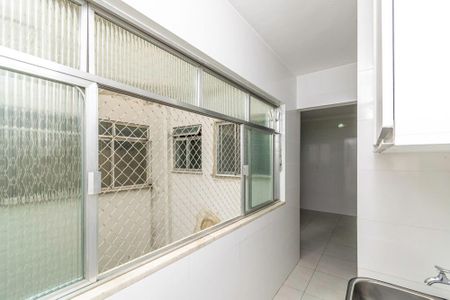 Apartamento para alugar com 69m², 2 quartos e 1 vagaÁrea de Serviço