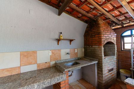 Casa à venda com 240m², 5 quartos e 2 vagas Casa à venda com 240m², 5 quartos e 2 vagasVaranda gourmet