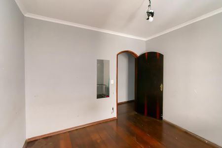 Casa à venda com 240m², 5 quartos e 2 vagas Casa à venda com 240m², 5 quartos e 2 vagasCasa 2 - Quarto 1