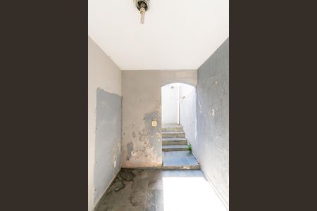 Casa à venda com 240m², 5 quartos e 2 vagas Casa à venda com 240m², 5 quartos e 2 vagasHall de entrada