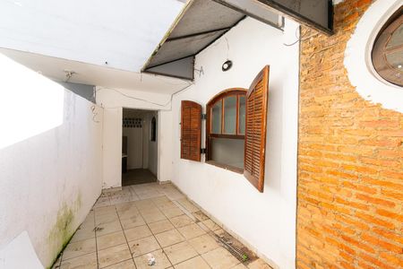 Casa à venda com 240m², 5 quartos e 2 vagas Casa à venda com 240m², 5 quartos e 2 vagasQuintal