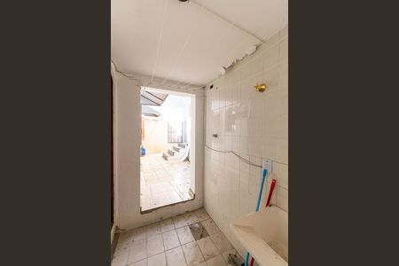 Casa à venda com 240m², 5 quartos e 2 vagas Casa à venda com 240m², 5 quartos e 2 vagasÁrea de Serviço