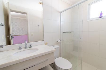 Apartamento à venda com 157m², 3 quartos e 3 vagasBanheiro do Quarto 2