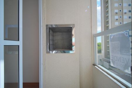 Varanda de apartamento para alugar com 2 quartos, 43m² em Humaitá, Porto Alegre