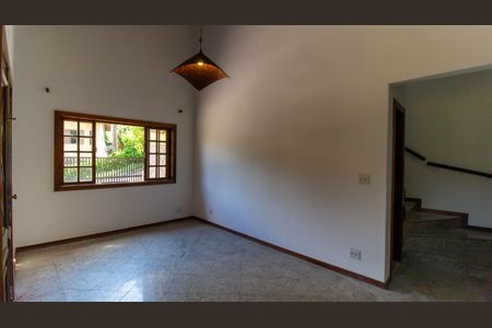 Casa para alugar com 4 quartos, 210m² em Serra Grande, Niterói