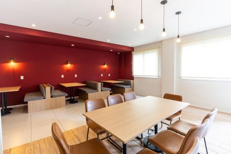 Apartamento à venda com 24m², 1 quarto e sem vaga Apartamento à venda com 24m², 1 quarto e sem vagaSalão de Festas