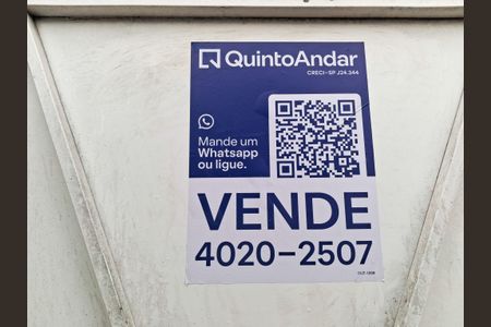 Casa à venda com 180m², 3 quartos e 3 vagasPlaca instalada