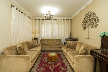 Casa à venda com 180m², 3 quartos e 3 vagasSala