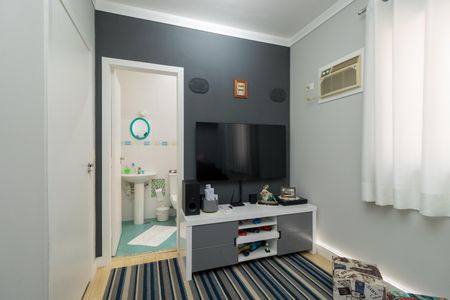 Casa à venda com 180m², 3 quartos e 3 vagasSuíte 2
