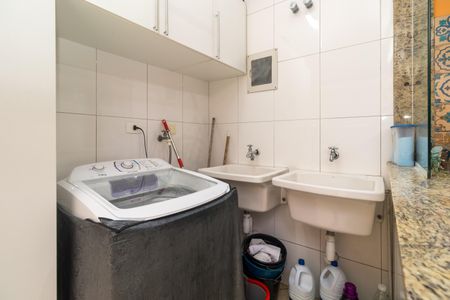 Casa à venda com 180m², 3 quartos e 3 vagasÁrea de Serviço