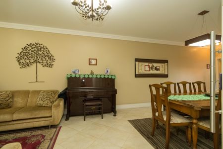 Sala de casa à venda com 3 quartos, 180m² em Vila Lucia, São Paulo