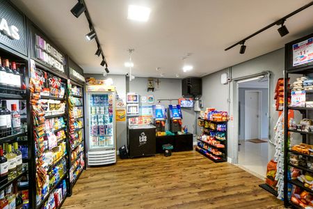 Apartamento à venda com 48m², 2 quartos e 1 vaga Apartamento à venda com 48m², 2 quartos e 1 vagaMercado