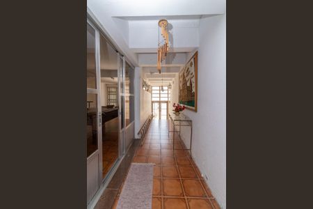 Casa à venda com 140m², 3 quartos e 2 vagasCorredor