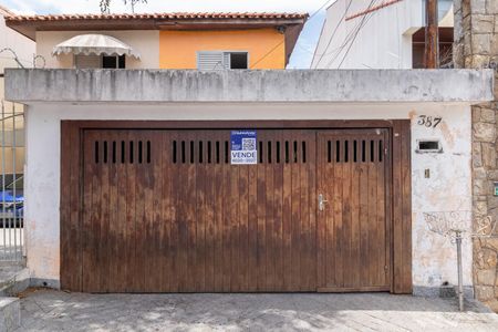 Casa à venda com 140m², 3 quartos e 2 vagasFachada