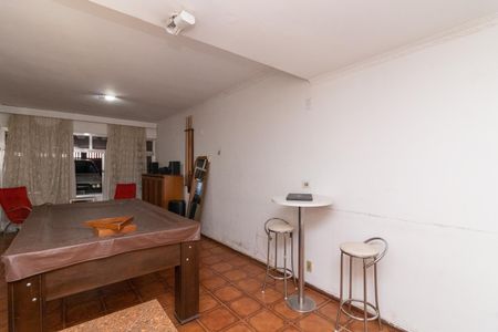 Casa à venda com 140m², 3 quartos e 2 vagasSalão