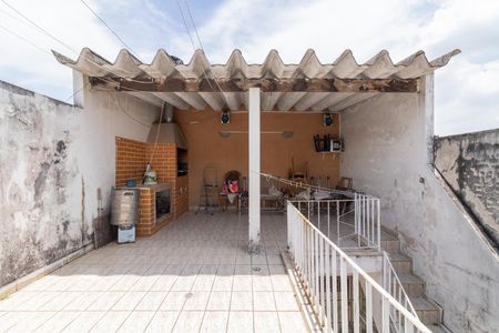 Casa à venda com 140m², 3 quartos e 2 vagasQuintal