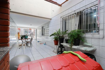 Casa à venda com 113m², 4 quartos e 3 vagasQuintal e área de lazer