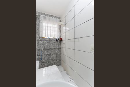 Casa à venda com 113m², 4 quartos e 3 vagasBanheiro 2