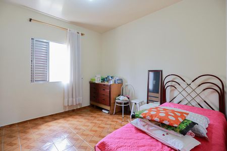 Casa à venda com 113m², 4 quartos e 3 vagasQuarto 2