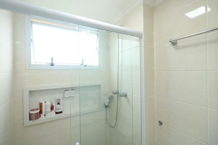 Apartamento à venda com 65m², 3 quartos e 2 vagasBanheiro da Suíte