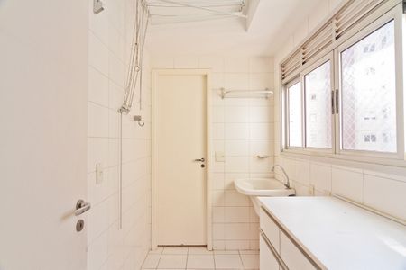 Apartamento à venda com 96m², 2 quartos e 2 vagas Apartamento à venda com 96m², 2 quartos e 2 vagasÁrea de Serviço