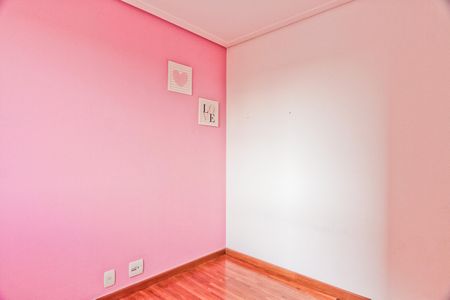 Apartamento à venda com 96m², 2 quartos e 2 vagas Apartamento à venda com 96m², 2 quartos e 2 vagasQuarto