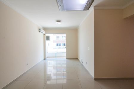 Apartamento para alugar com 108m², 3 quartos e 2 vagasSala