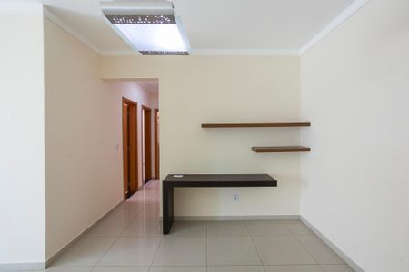 Apartamento para alugar com 108m², 3 quartos e 2 vagasSala