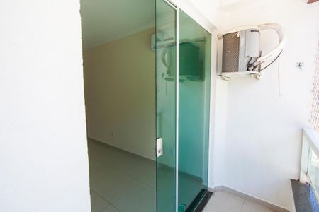 Apartamento para alugar com 3 quartos, 108m² em Santa Mônica, Uberlândia