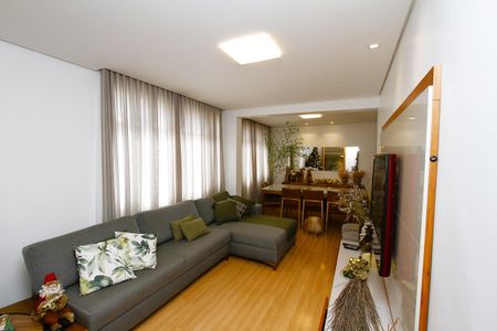 Apartamento para alugar com 111m², 3 quartos e 1 vagaSala