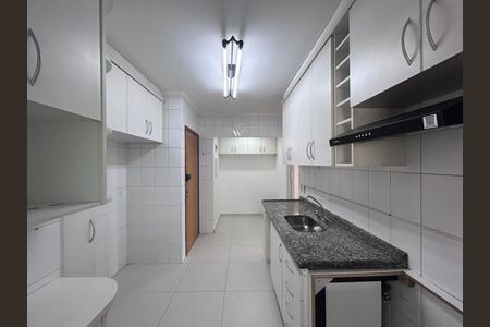 Apartamento à venda com 134m², 4 quartos e 3 vagasCozinha