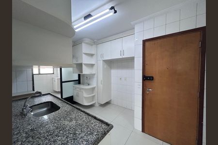 Apartamento à venda com 134m², 4 quartos e 3 vagasCozinha