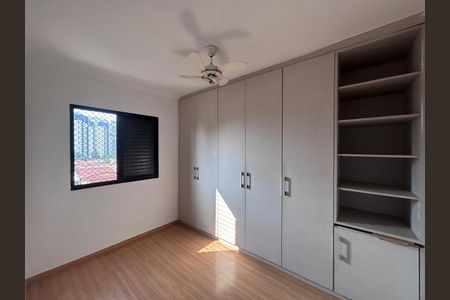 Apartamento à venda com 134m², 4 quartos e 3 vagasQuarto 2 - Suíte 2 