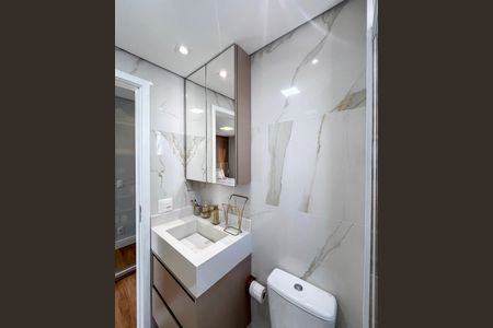 Apartamento à venda com 94m², 2 quartos e 2 vagasBanheiro da Suíte 1