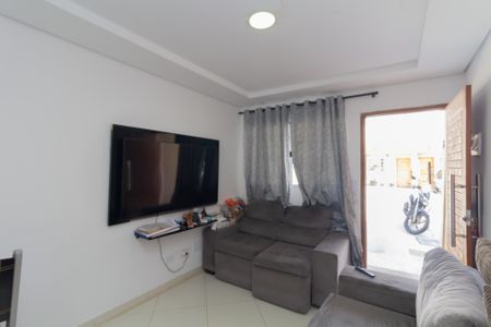 Sala de casa de condomínio para alugar com 2 quartos, 70m² em Vila Taquari, São Paulo