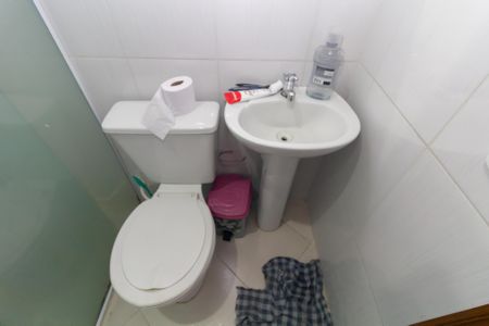 Casa de condomínio à venda com 70m², 2 quartos e 1 vagaBanheiro