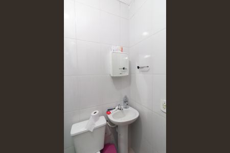 Casa de condomínio à venda com 70m², 2 quartos e 1 vagaBanheiro