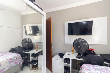 Casa de condomínio à venda com 70m², 2 quartos e 1 vagaQuarto 1