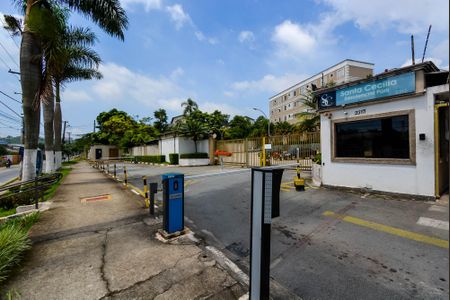 Apartamento para alugar com 47m², 2 quartos e 1 vagaFachada do Condominio 