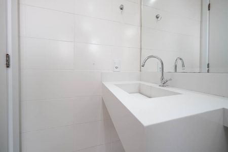 Apartamento para alugar com 41m², 2 quartos e sem vagaBanheiro