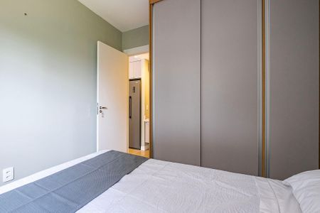 Quarto de apartamento à venda com 1 quarto, 27m² em Pinheiros, São Paulo